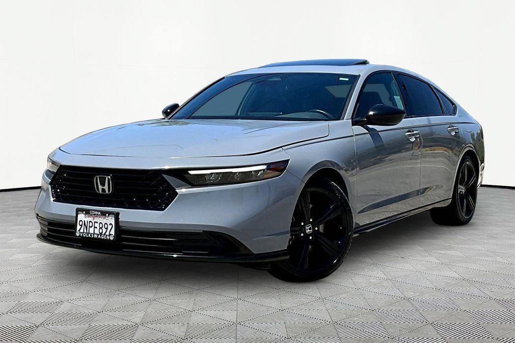Used 2024 Honda Accord Sport image 3