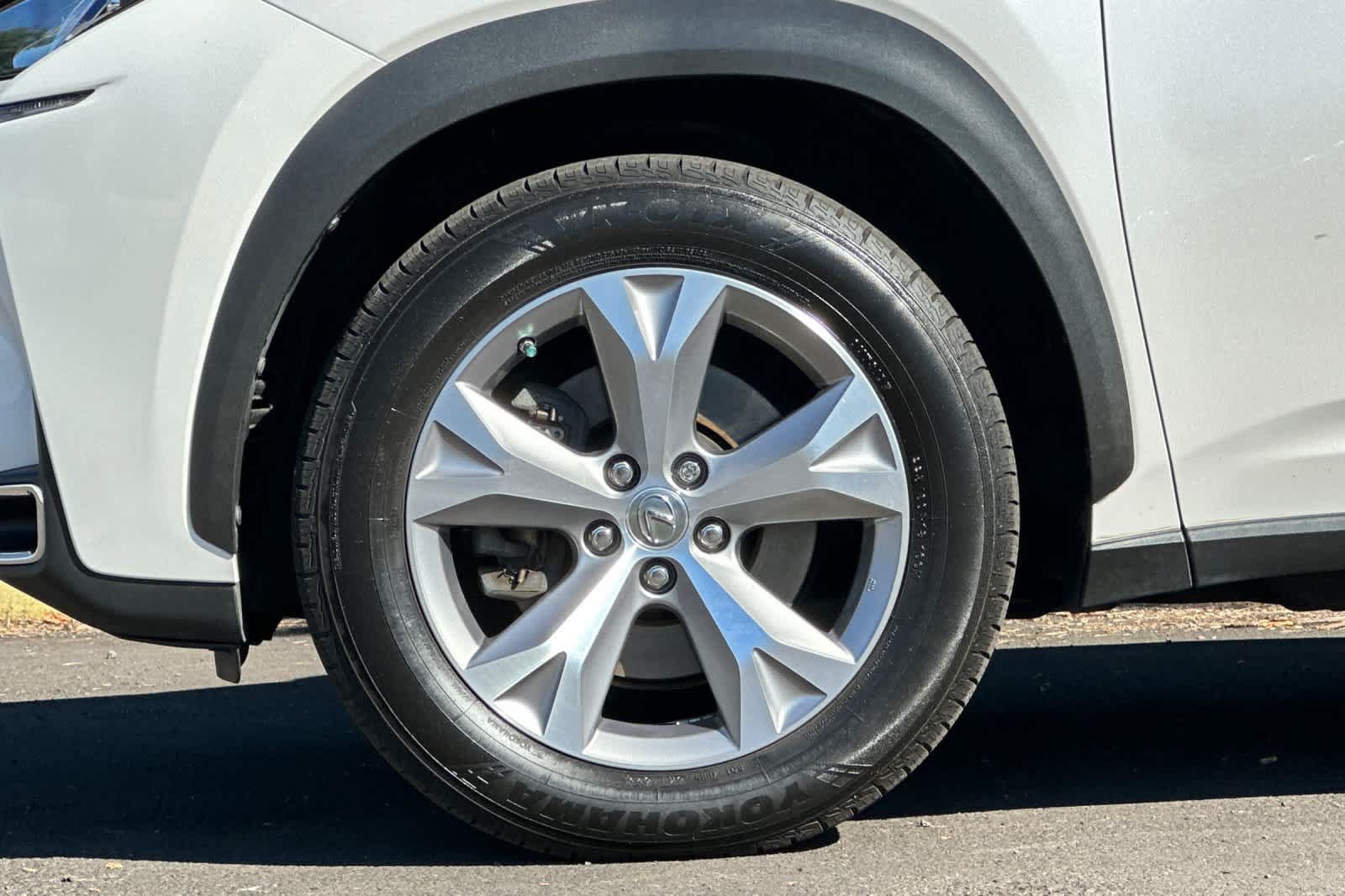 Used 2017 Lexus NX 200t FWD w/ Premium Package image 27