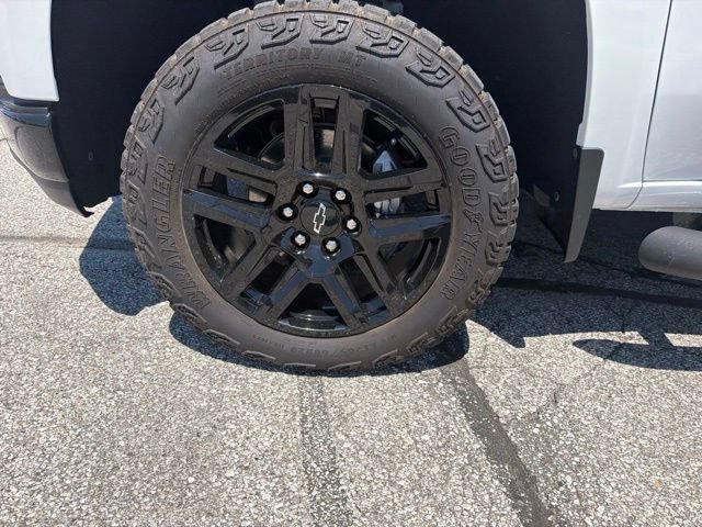 Used 2022 Chevrolet Silverado 1500 Custom Trail Boss w/ Safety Confidence Package AWD/4WD image 17