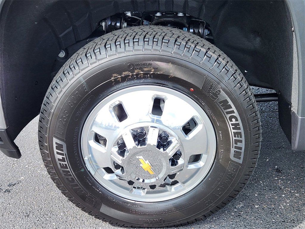 New 2026 Chevrolet Silverado 3500 LTZ w/ LTZ Convenience Package image 7