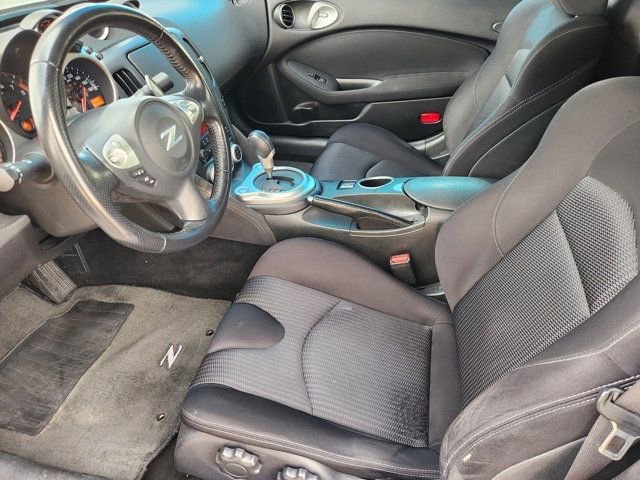 Used 2018 Nissan 370Z Roadster video 4