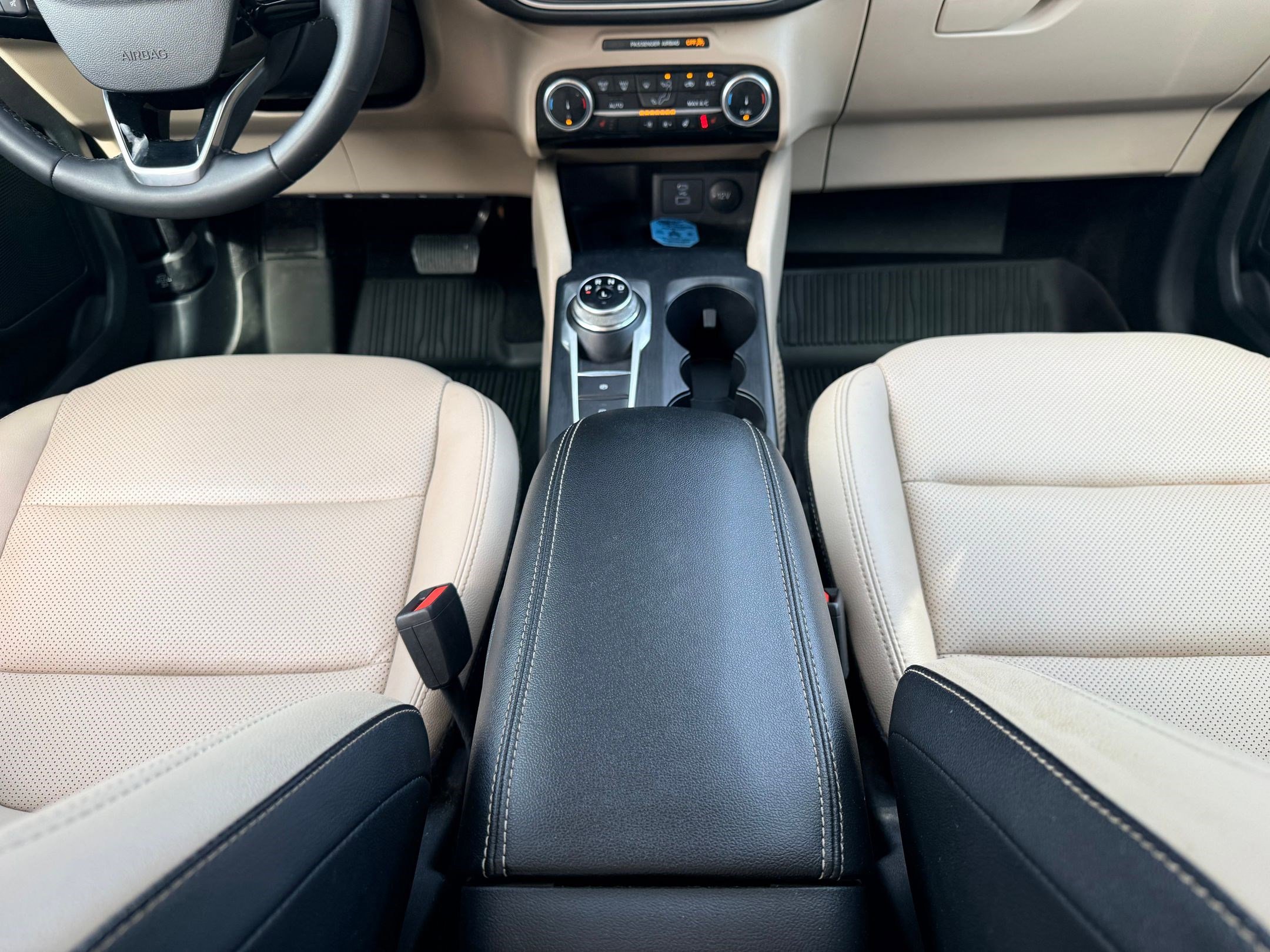 Used 2022 Ford Escape SEL w/ Technology Package image 22