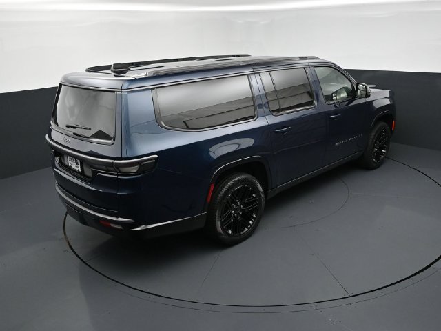 New 2026 Jeep Grand Wagoneer L Limited AWD/4WD image 17