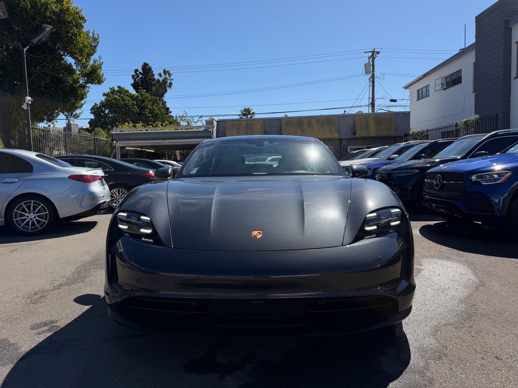 Used 2022 Porsche Taycan RWD image 2