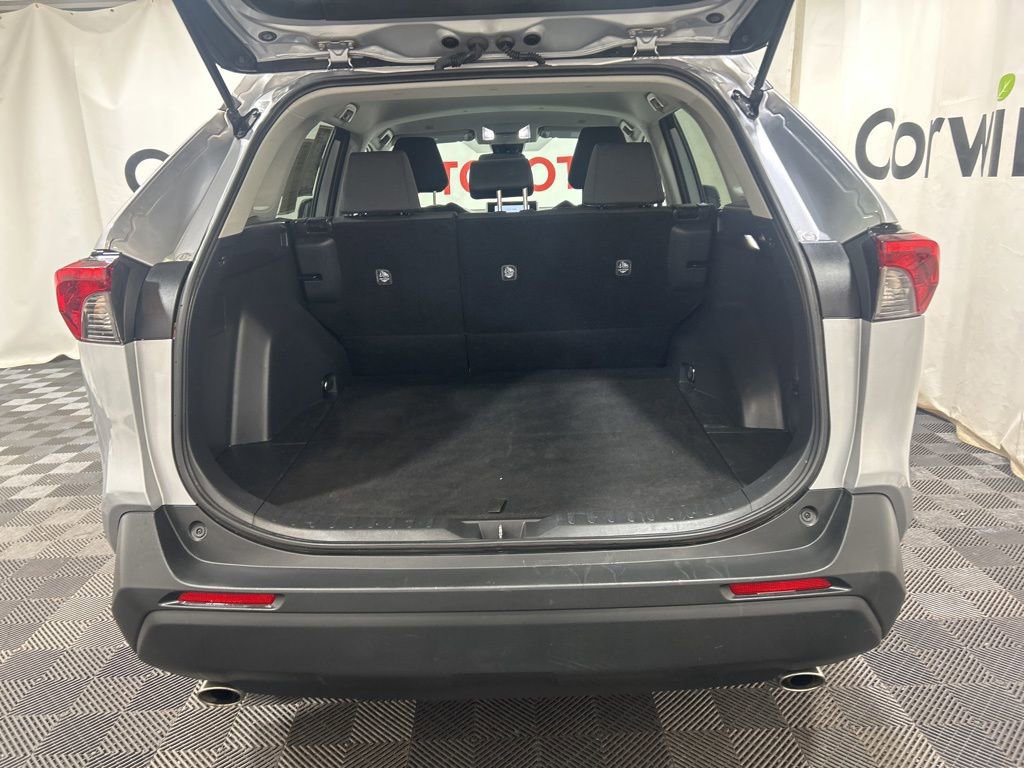 Used 2024 Toyota RAV4 XLE image 16