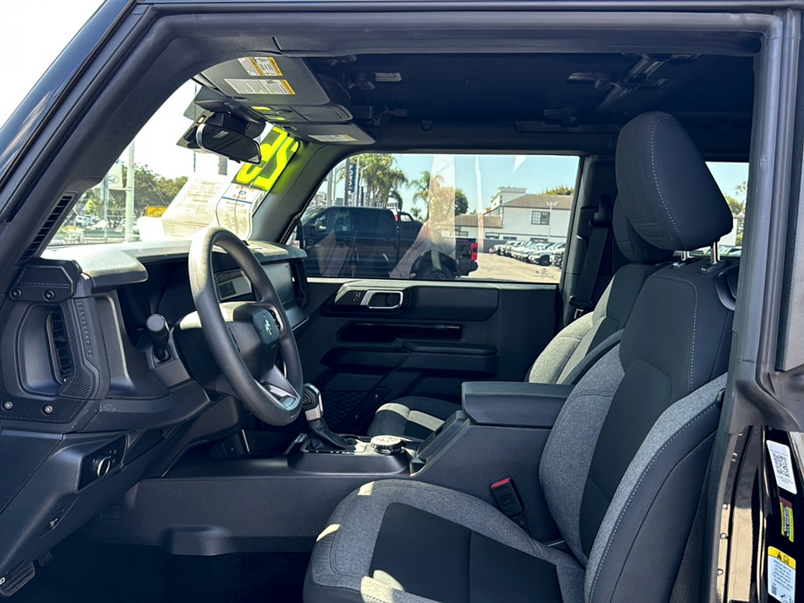 Used 2025 Ford Bronco 2-Door AWD/4WD image 21