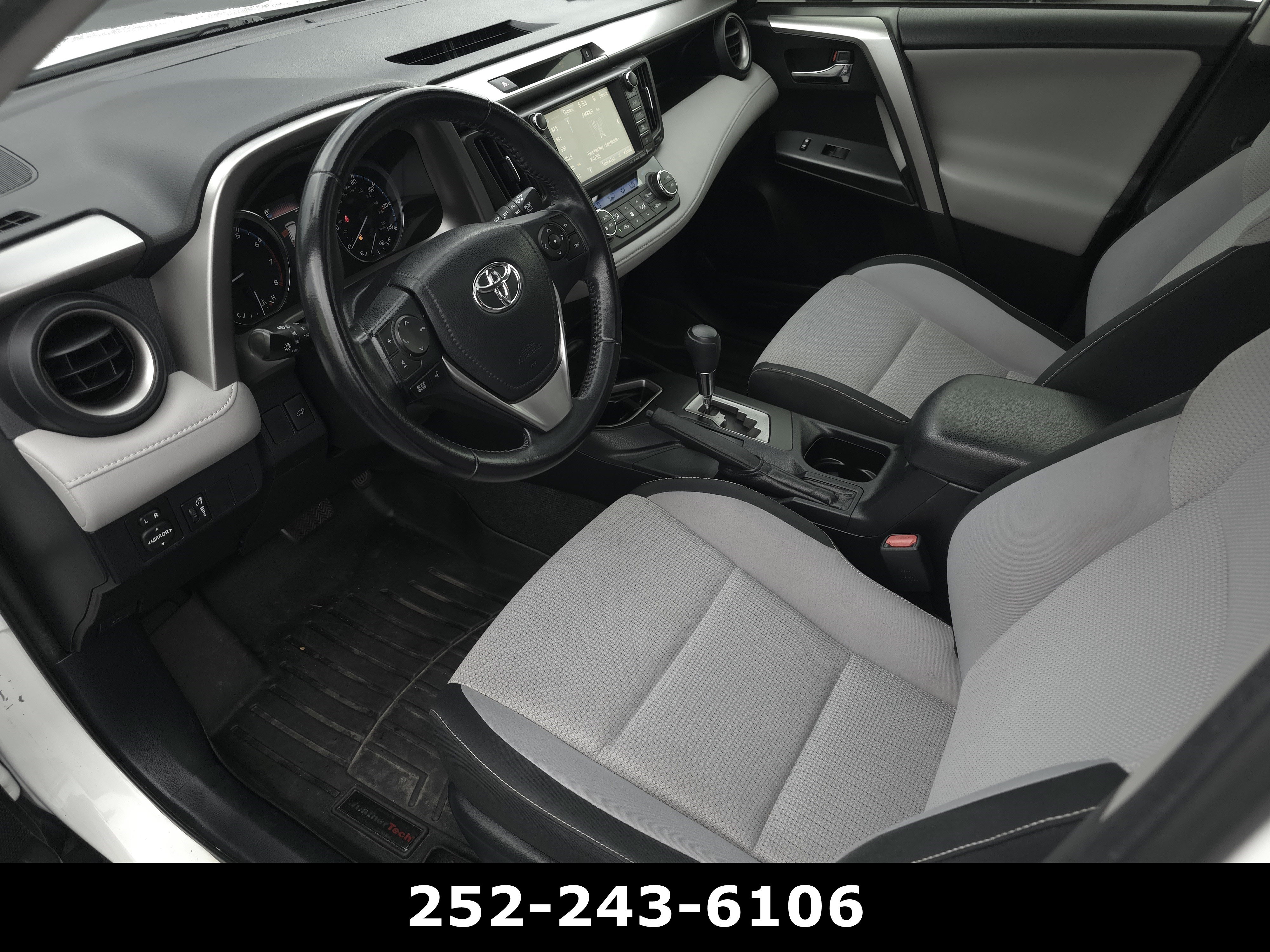 Used 2016 Toyota RAV4 XLE FWD image 9