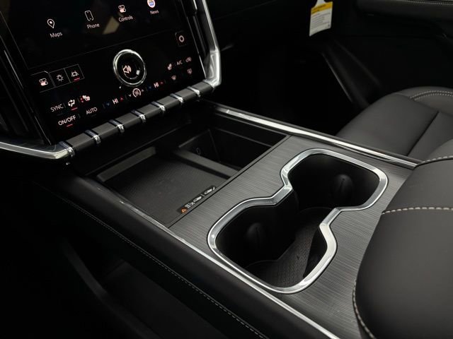 New 2026 GMC Acadia Elevation w/ Black Edition image 31