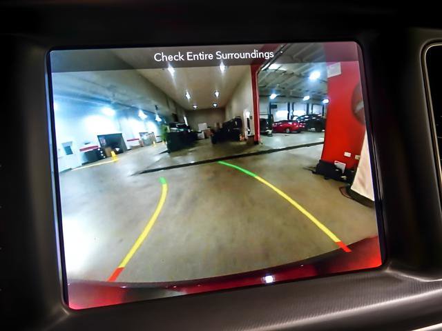 Used 2019 Dodge Charger R/T w/ Performance Handling Group image 18