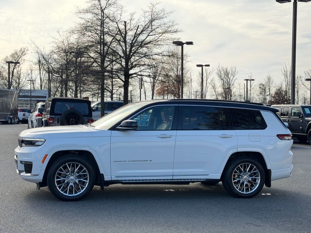 Certified 2024 Jeep Grand Cherokee L Summit w/ MOPAR Finishing Package image 11