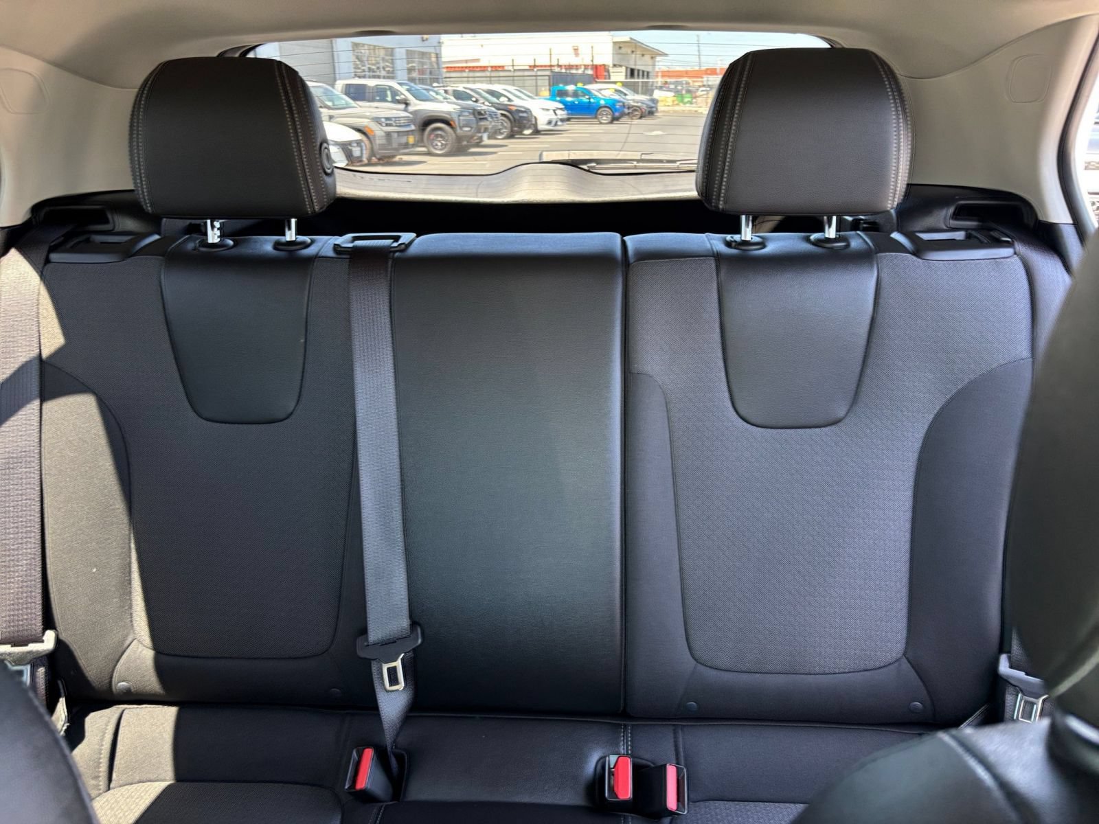 Used 2025 Buick Encore GX Preferred FWD image 39