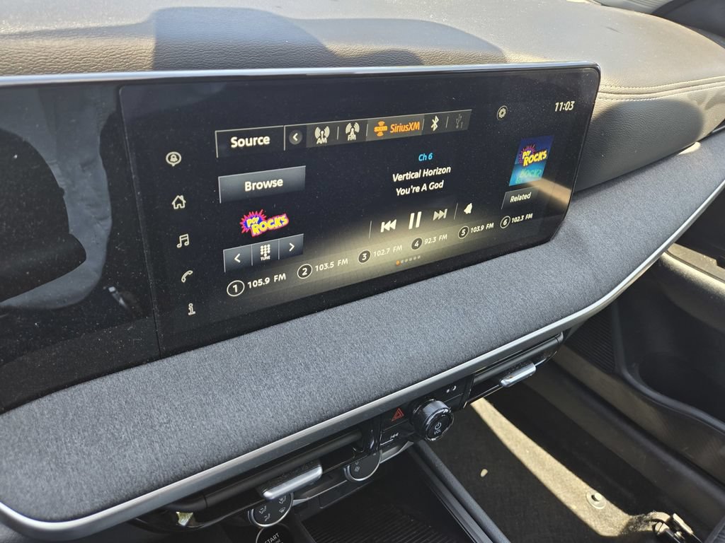 Used 2025 Nissan Kicks SV w/ Illumination Package FWD image 15
