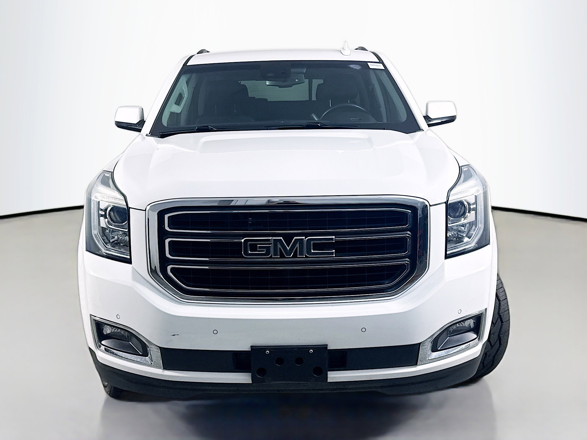 Used 2018 GMC Yukon SLT w/ HD Trailering Package image 2