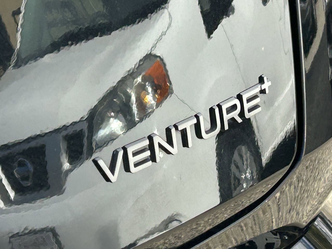 Certified 2024 Nissan Ariya Venture+ image 6