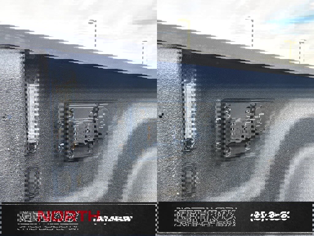 Used 2024 RAM 3500 Limited image 26