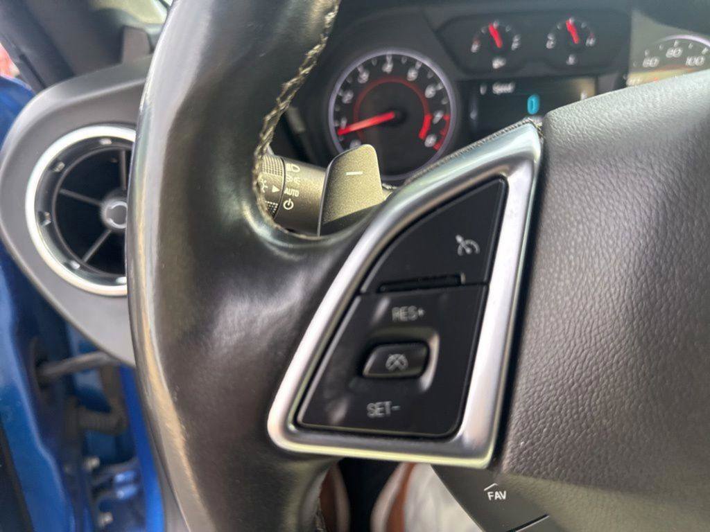 Used 2017 Chevrolet Camaro LT RWD image 21