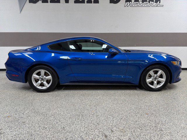 Used 2017 Ford Mustang Coupe image 32