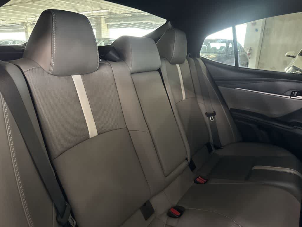 Used 2025 Toyota Camry SE FWD image 25