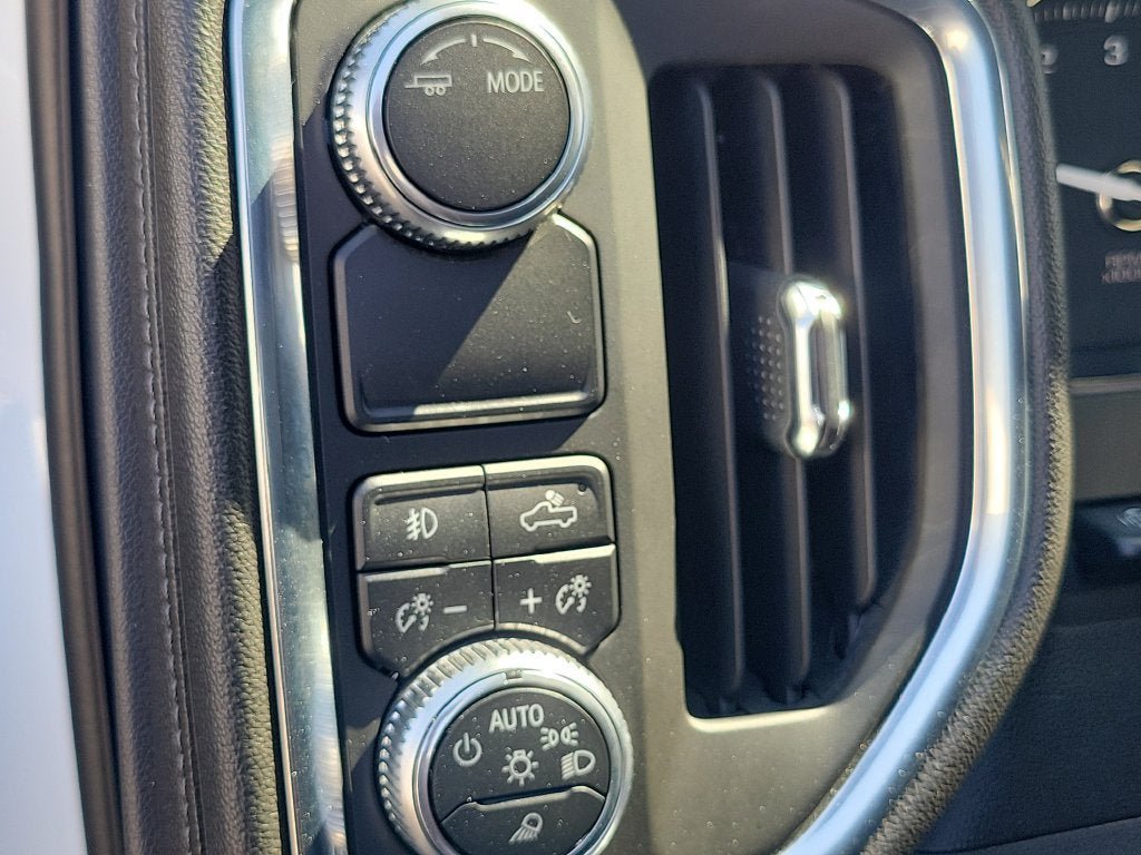 Used 2020 GMC Sierra 1500 Denali w/ Technology Package RWD image 19