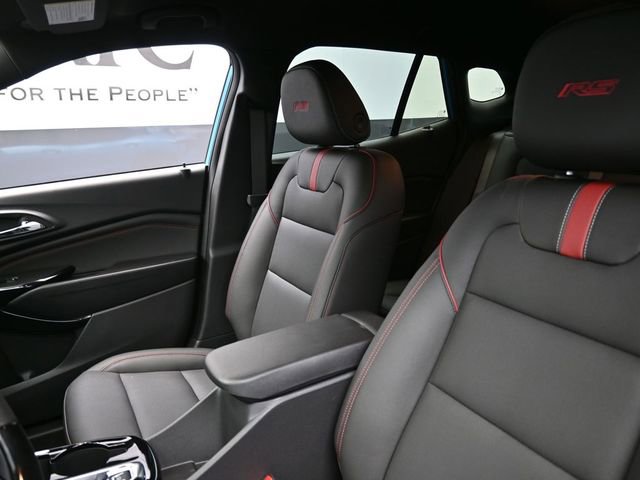 Used 2025 Chevrolet Trax RS w/ Driver Confidence Package image 16