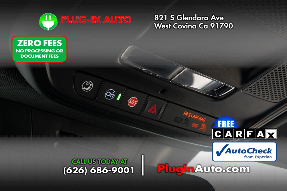Used 2024 Chevrolet Equinox EV RS FWD image 17