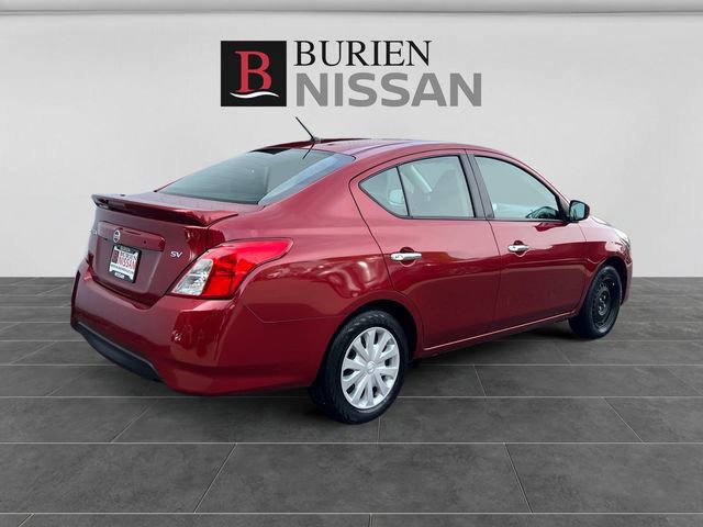 Used 2019 Nissan Versa SV FWD image 5