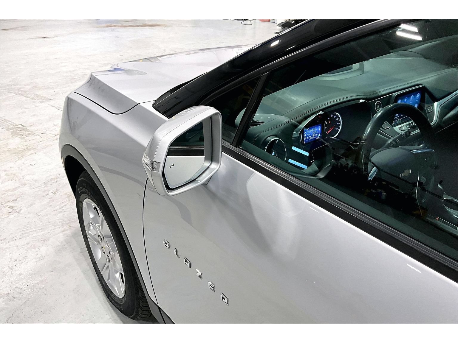 Used 2019 Chevrolet Blazer LT AWD/4WD image 30