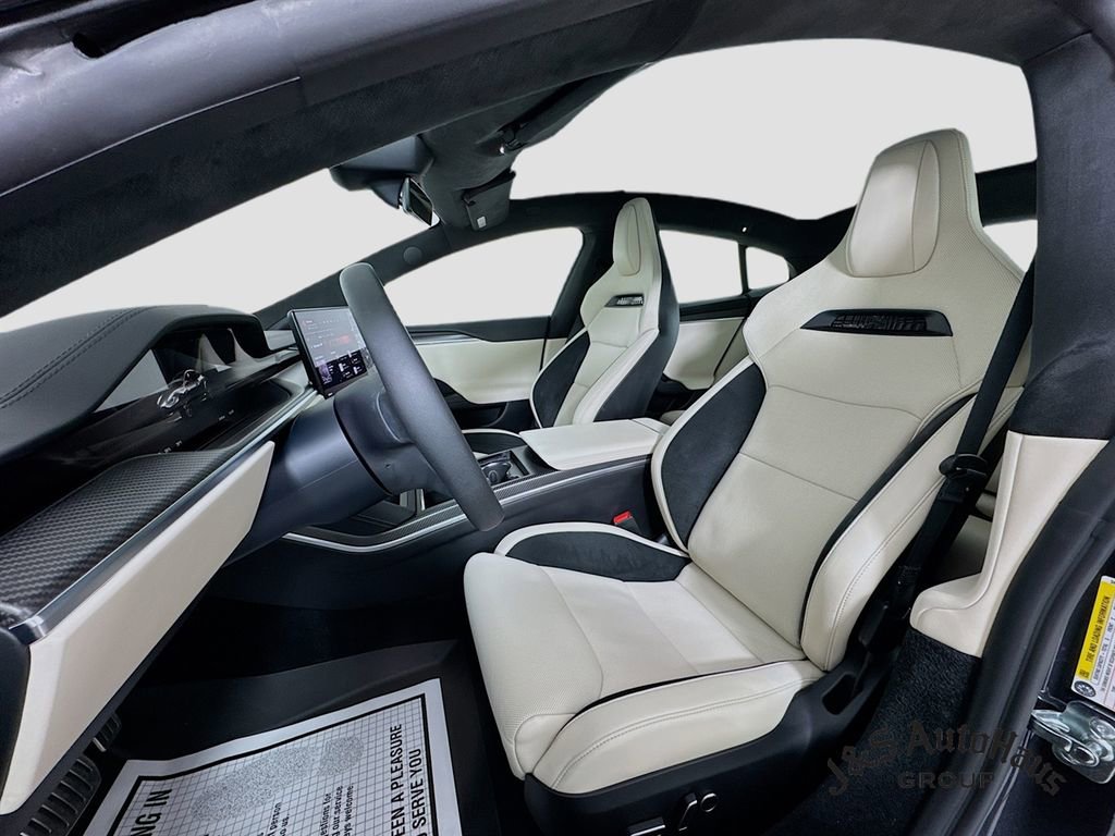 Used 2025 Tesla Model S Plaid image 11