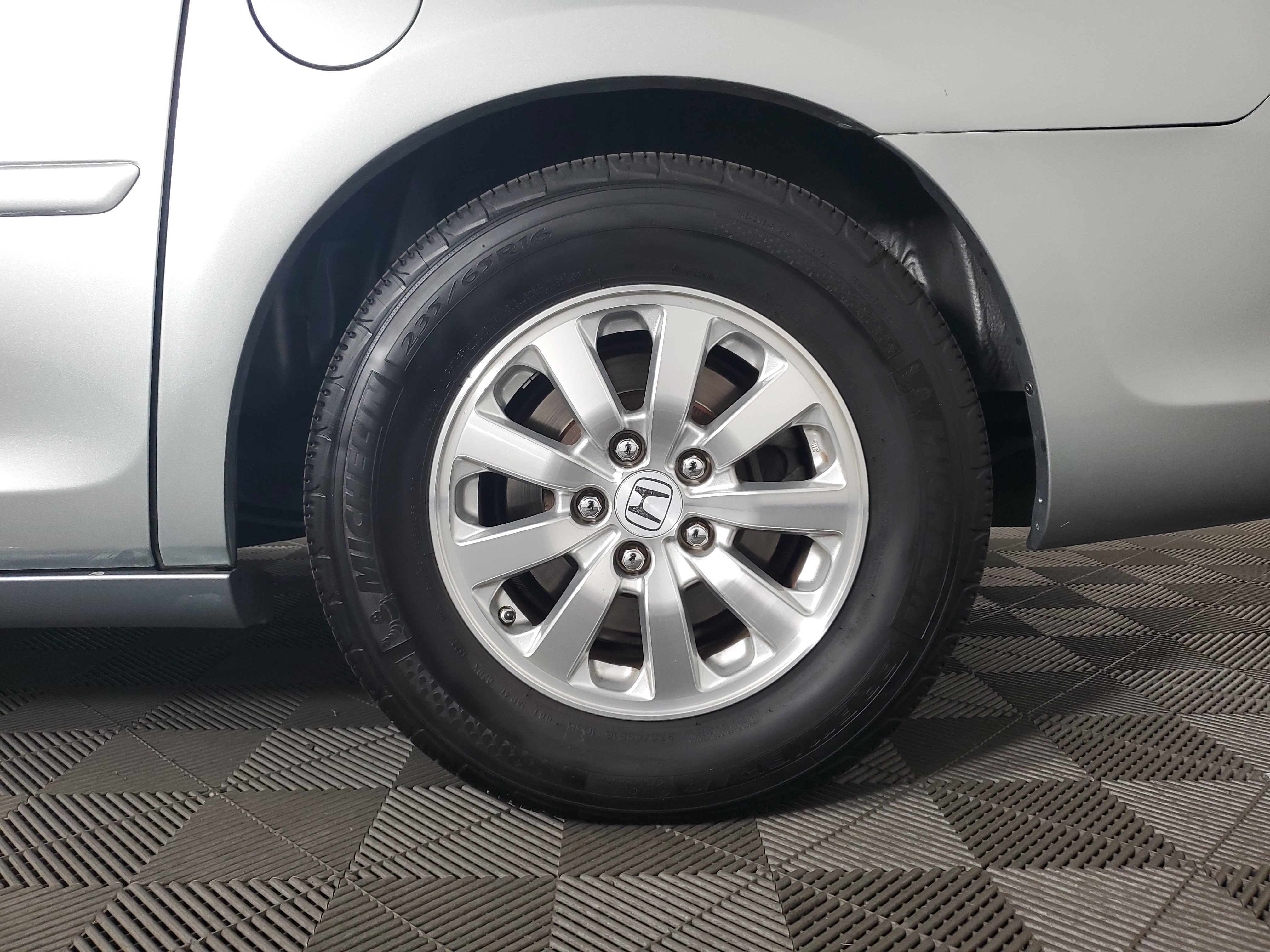 Used 2010 Honda Odyssey EX-L image 31