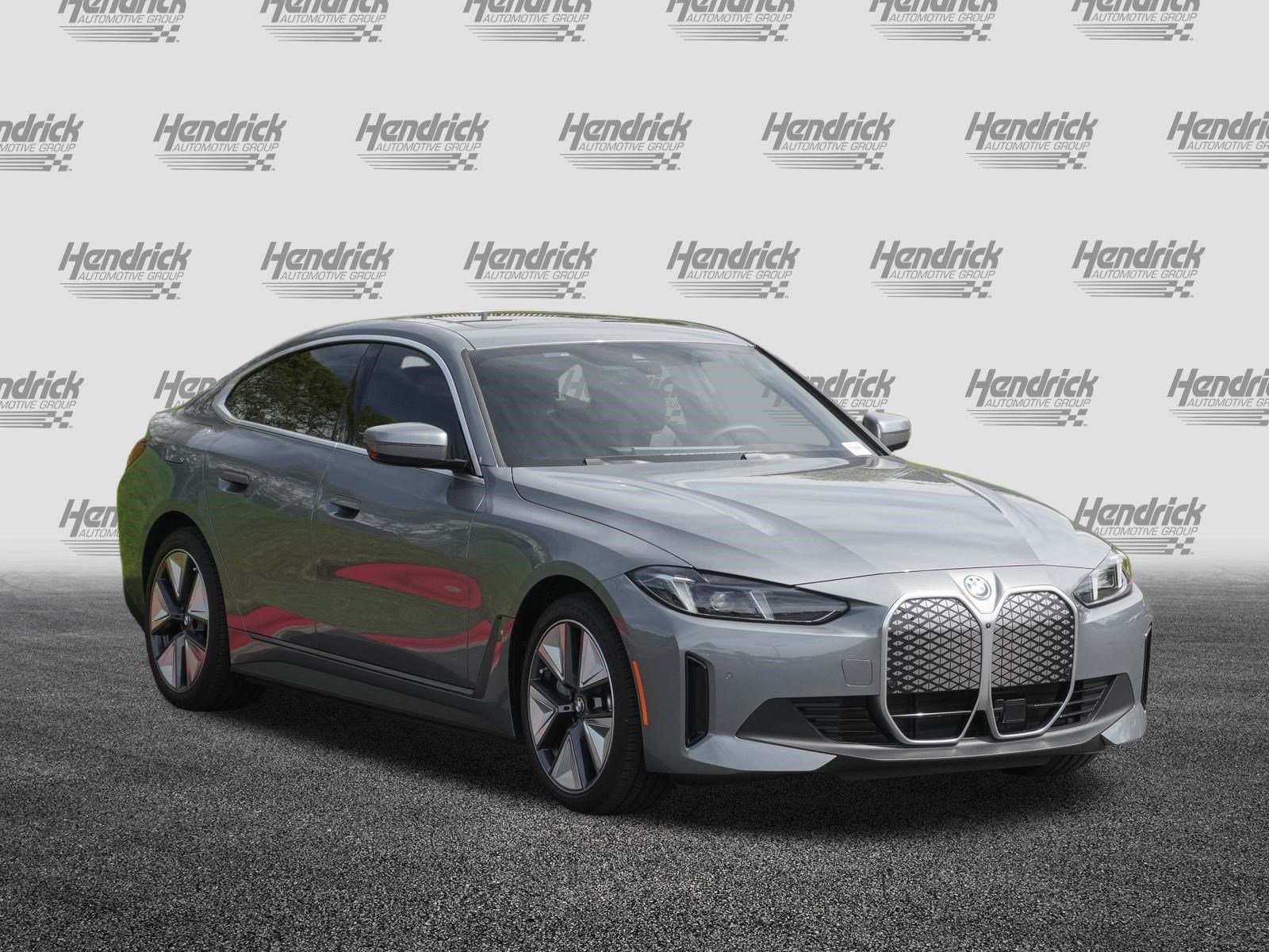 Certified 2025 BMW i4 eDrive40 w/ Premium Package RWD image 2