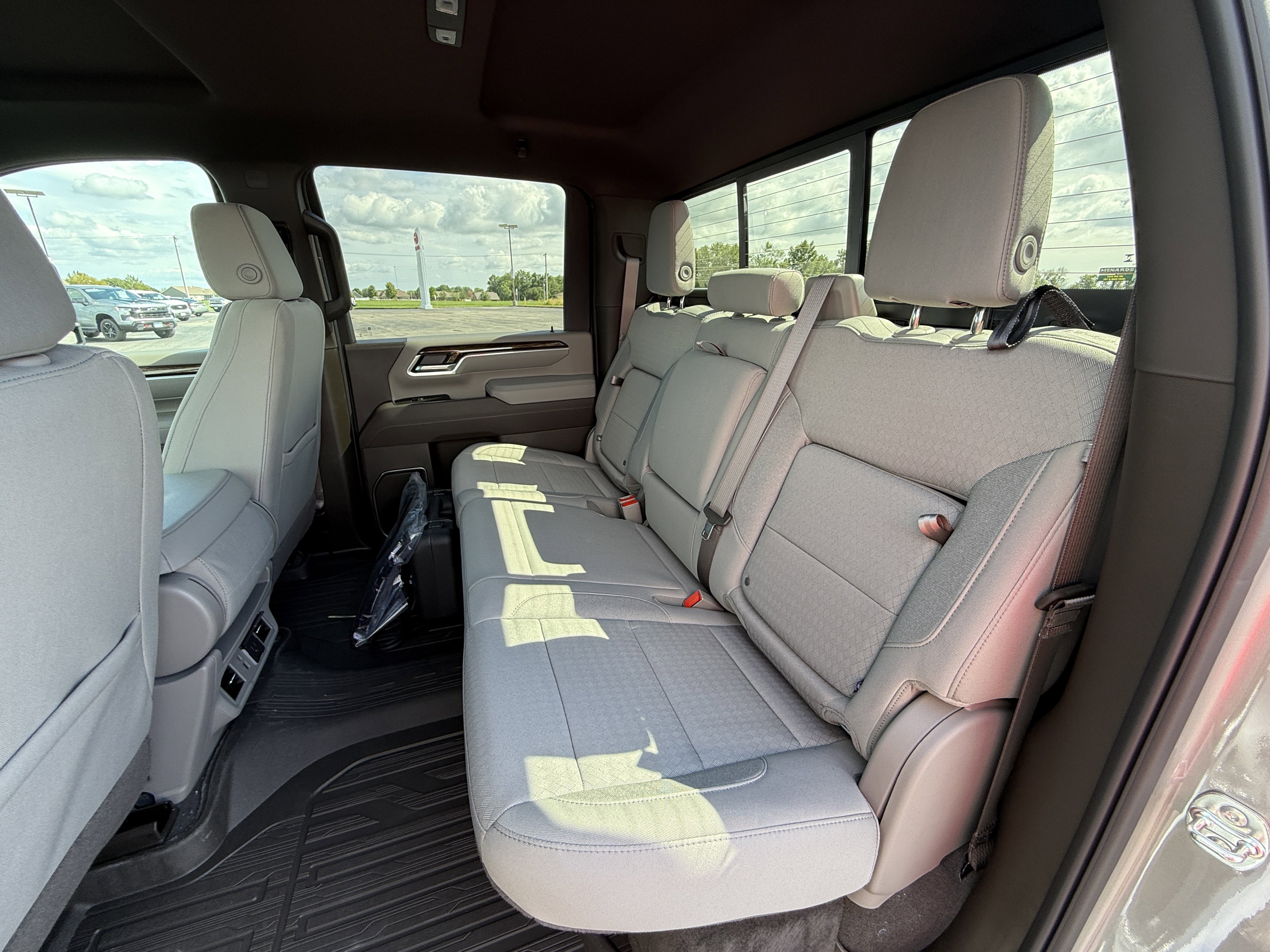 New 2026 GMC Sierra 3500 SLE w/ SLE Value Package image 14