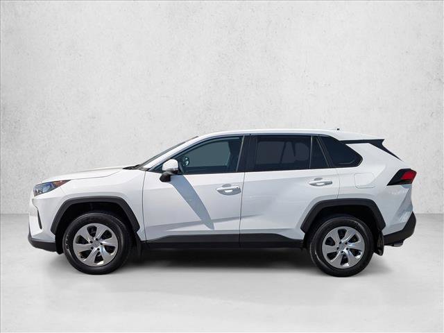 Used 2022 Toyota RAV4 LE AWD/4WD image 9