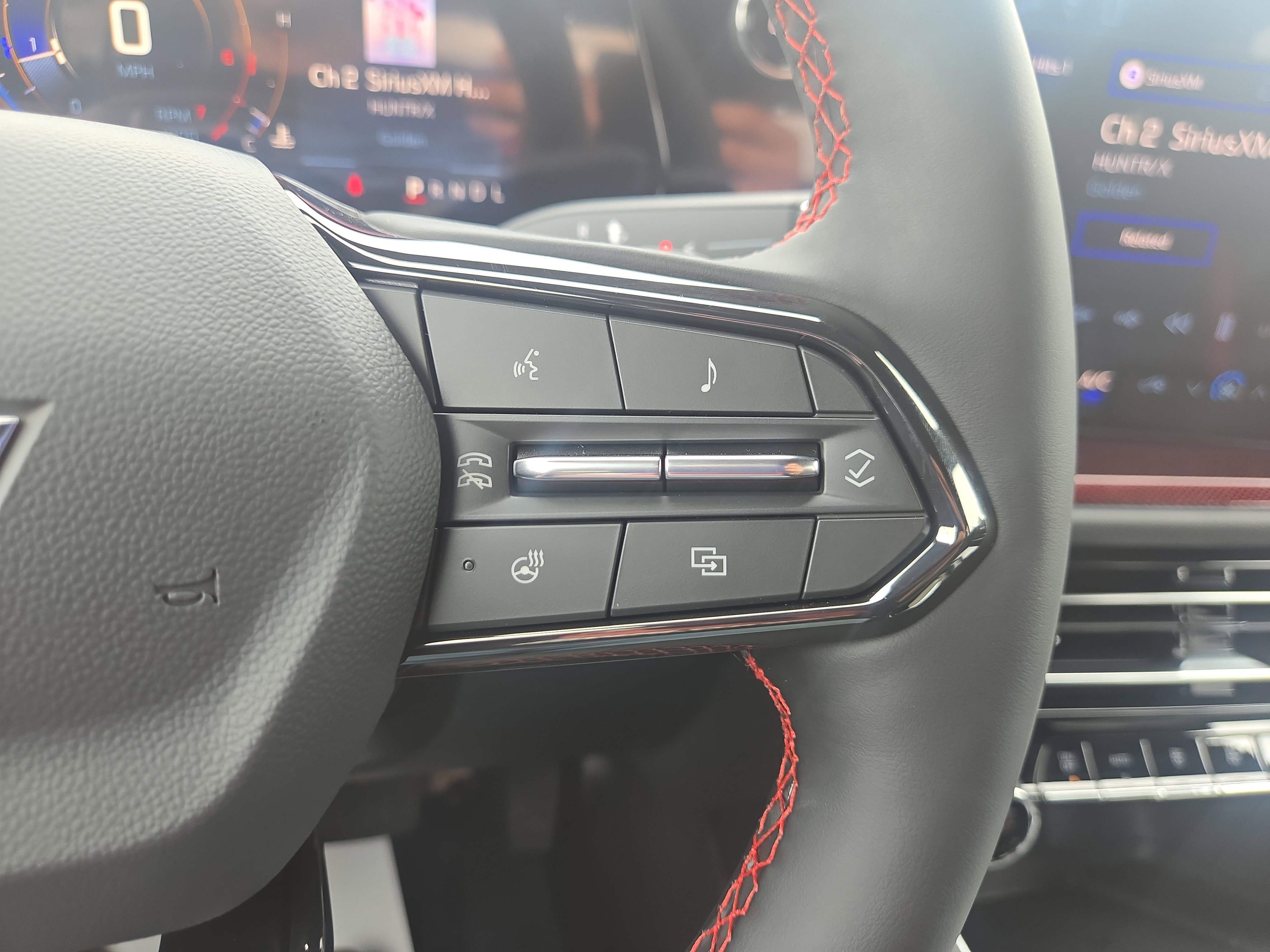 New 2026 Chevrolet Traverse RS w/ LPO, Floor Liner Package image 20