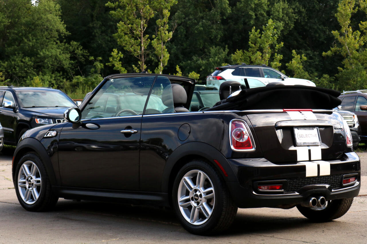Used 2014 MINI Cooper S image 14