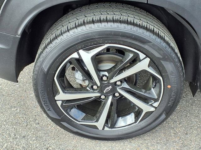 Used 2022 Chevrolet TrailBlazer RS w/ Technology Package AWD/4WD image 12