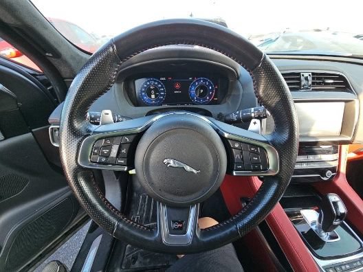 Used 2020 Jaguar F-PACE SVR AWD/4WD image 16