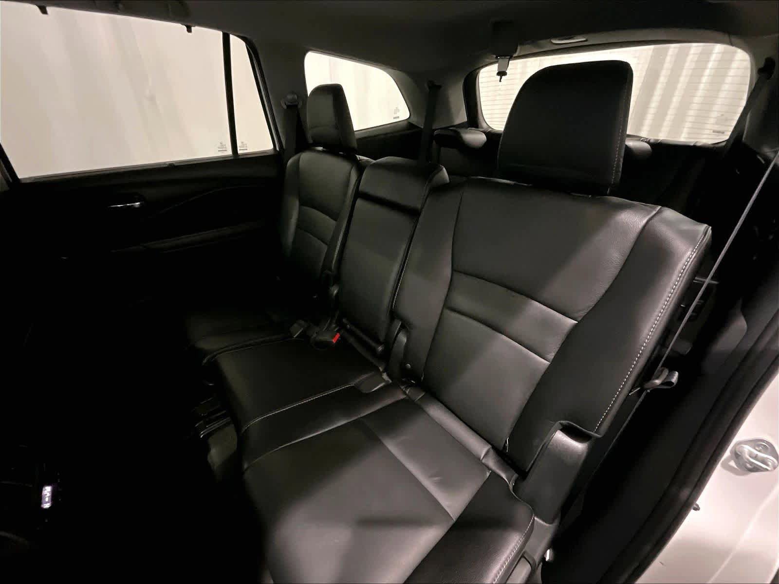 Used 2021 Honda Pilot Black Edition image 15