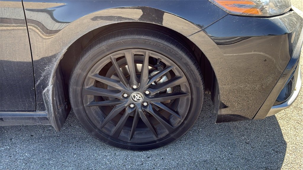 Used 2021 Toyota Camry XSE image 12