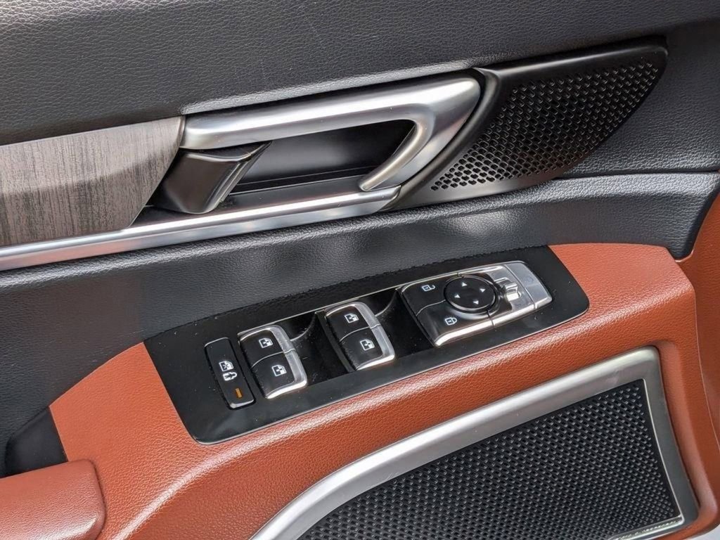 Certified 2023 Kia Telluride EX w/ EX Captain's Chair Package image 14