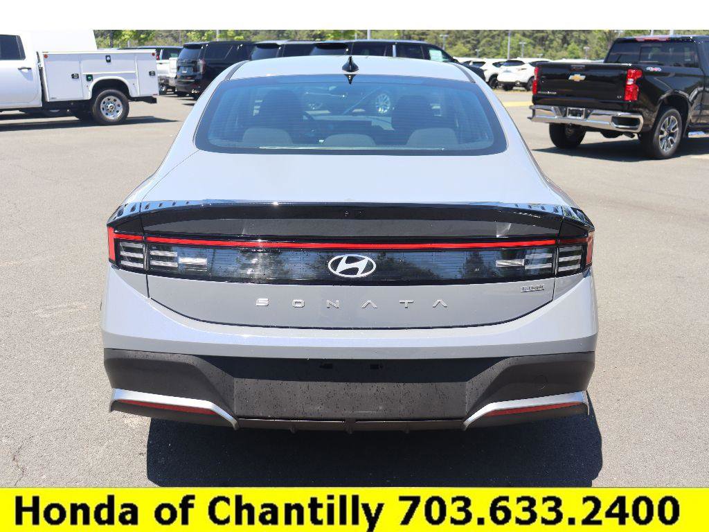 Used 2026 Hyundai Sonata Blue FWD image 6