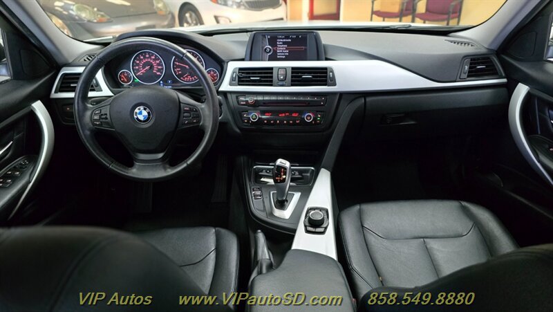 Used 2013 BMW 328i Sedan RWD image 18