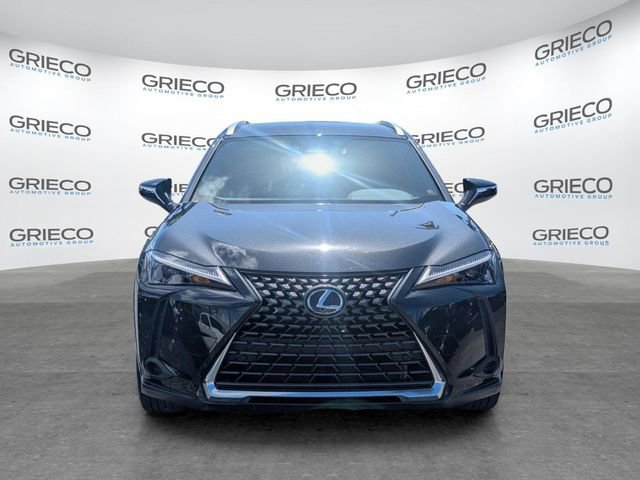 Used 2025 Lexus UX 300h FWD w/ Accessory Package (Z2) image 2