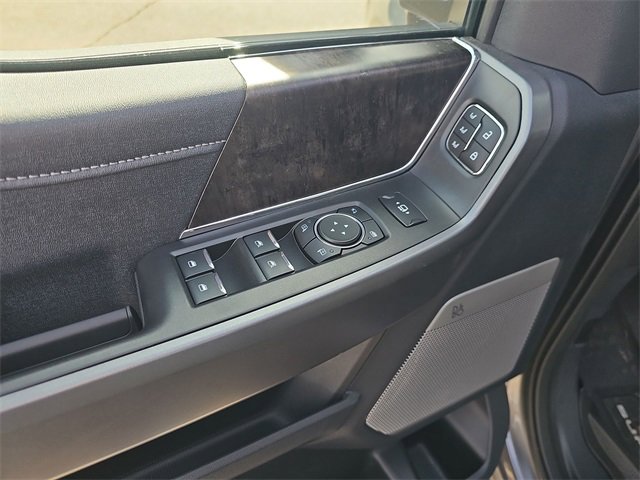 Used 2025 Ford F250 Lariat w/ Lariat Ultimate Package image 21