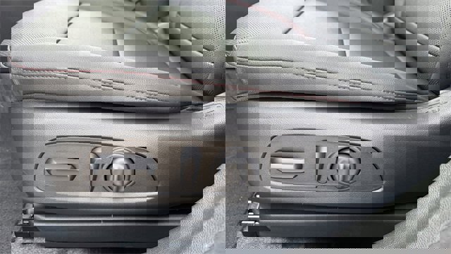 New 2026 Chevrolet Trax RS w/ Driver Confidence Package image 20