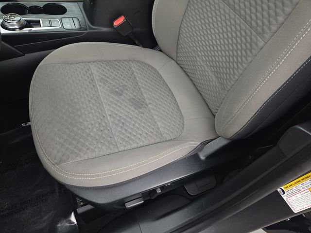 Used 2020 Ford Escape SE image 28