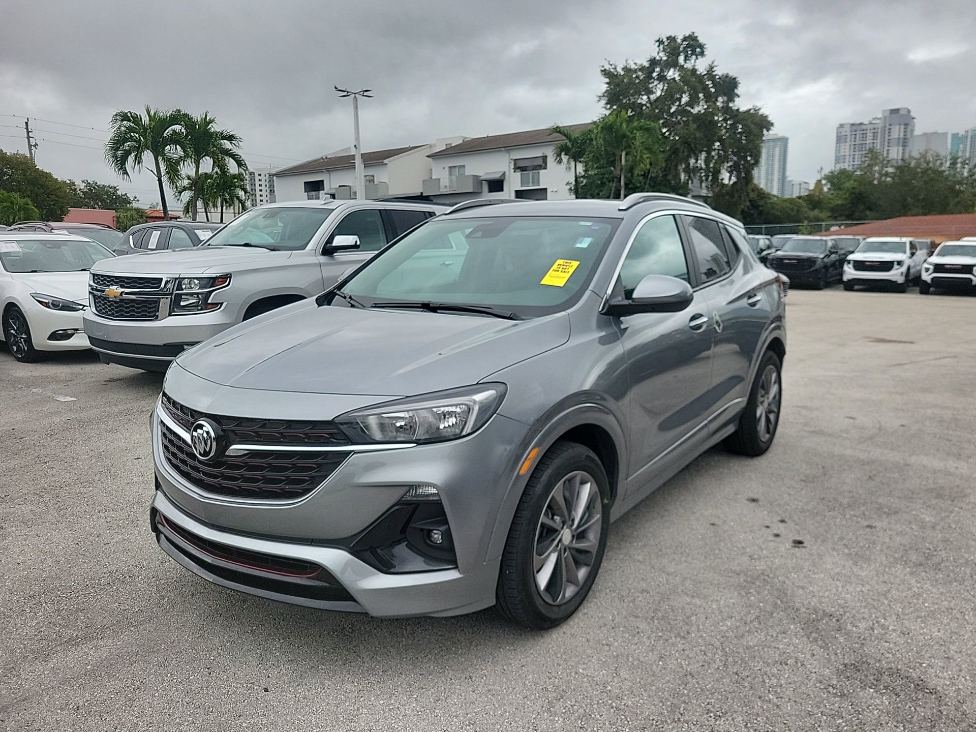 Used 2023 Buick Encore GX Select w/ Sport Touring Package image 3