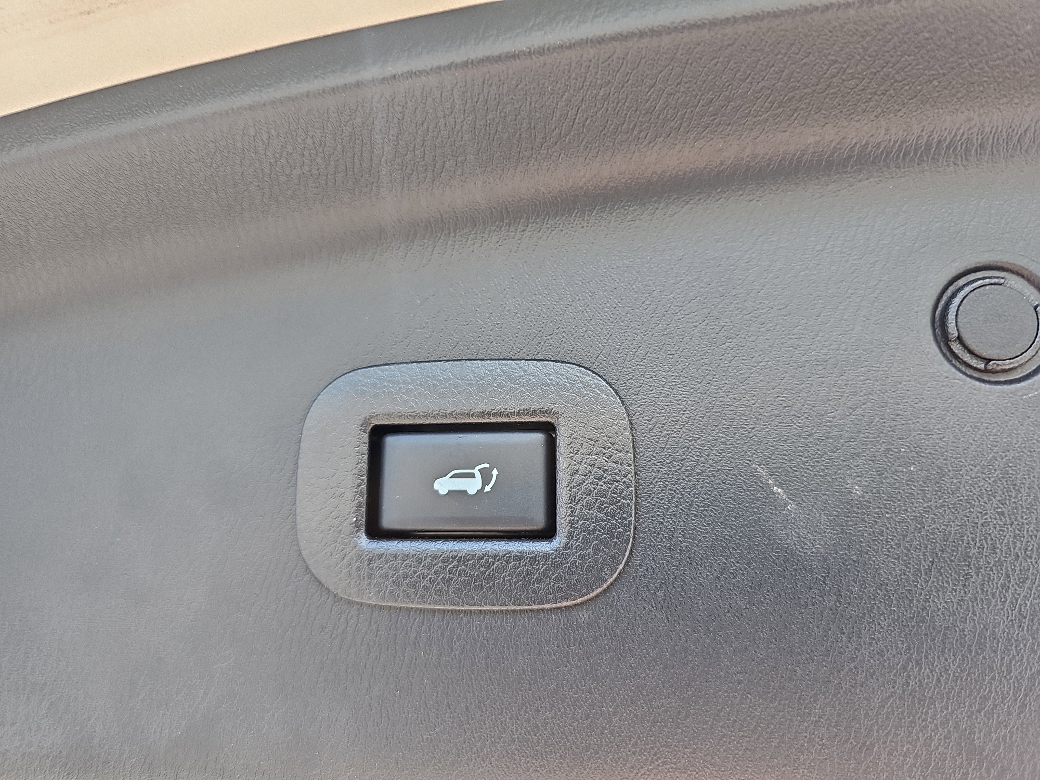 Used 2024 INFINITI QX80 Sensory AWD/4WD image 14