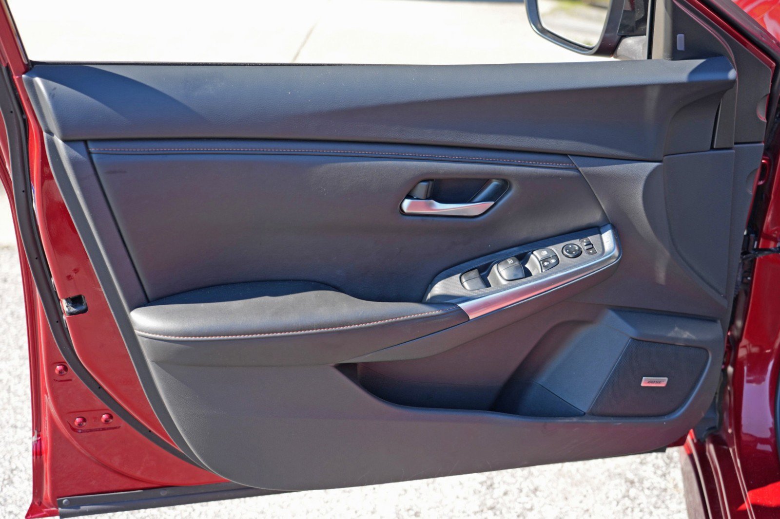 Used 2023 Nissan Sentra SR w/ SR Premium Package FWD image 38