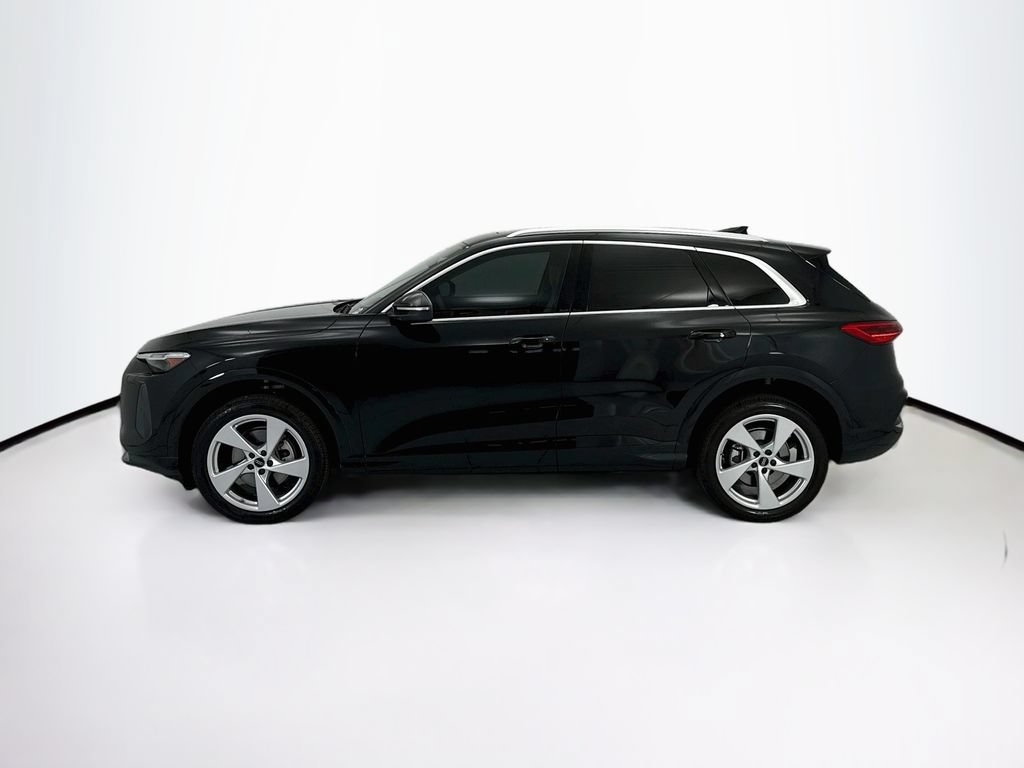 Certified 2025 Audi Q5 Premium w/ Premium Plus AWD/4WD image 8