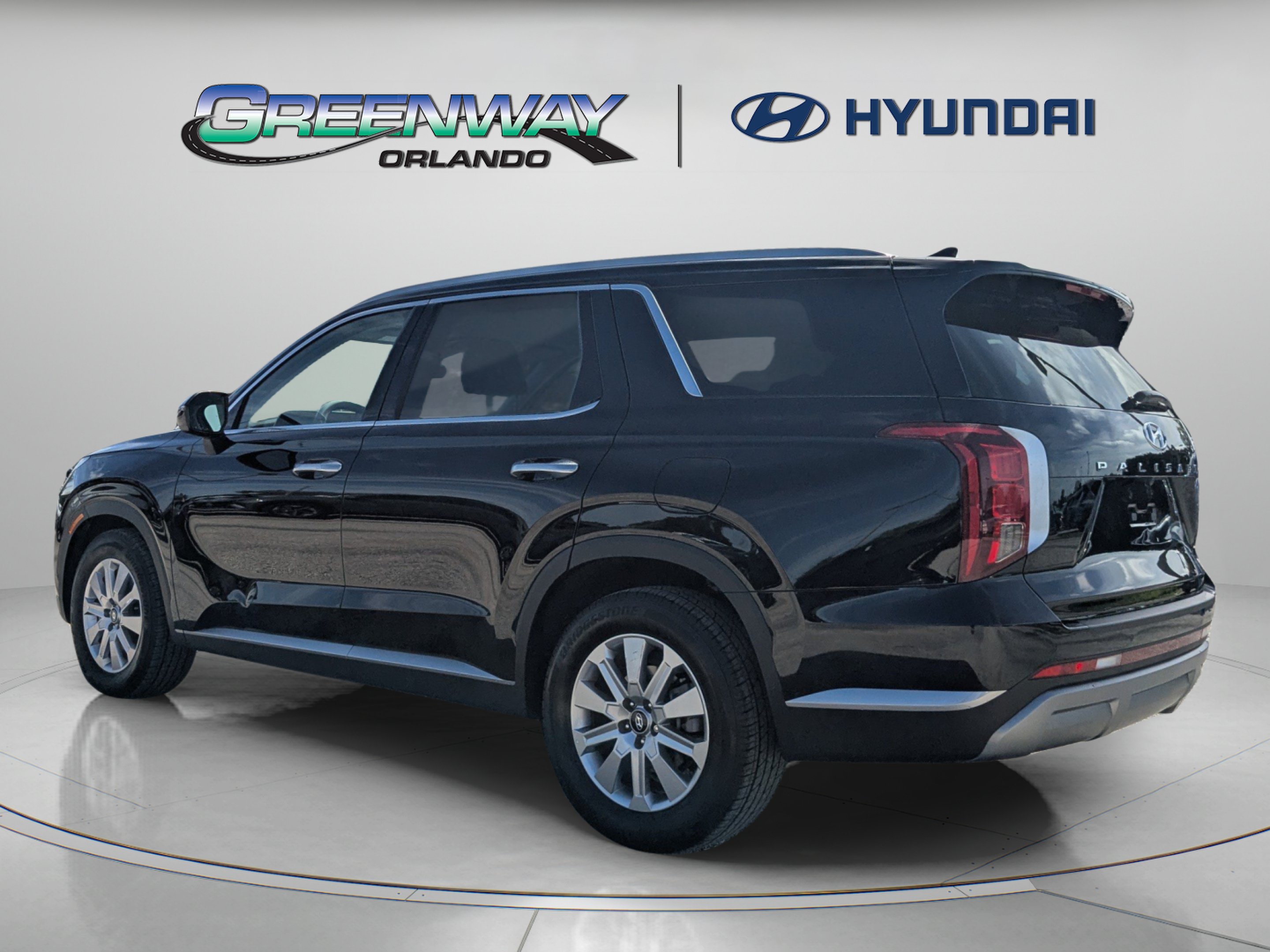 Used 2025 Hyundai Palisade SEL FWD image 6